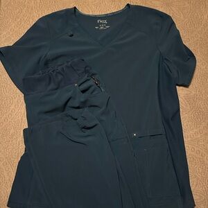 Cherokee iflex scrub set